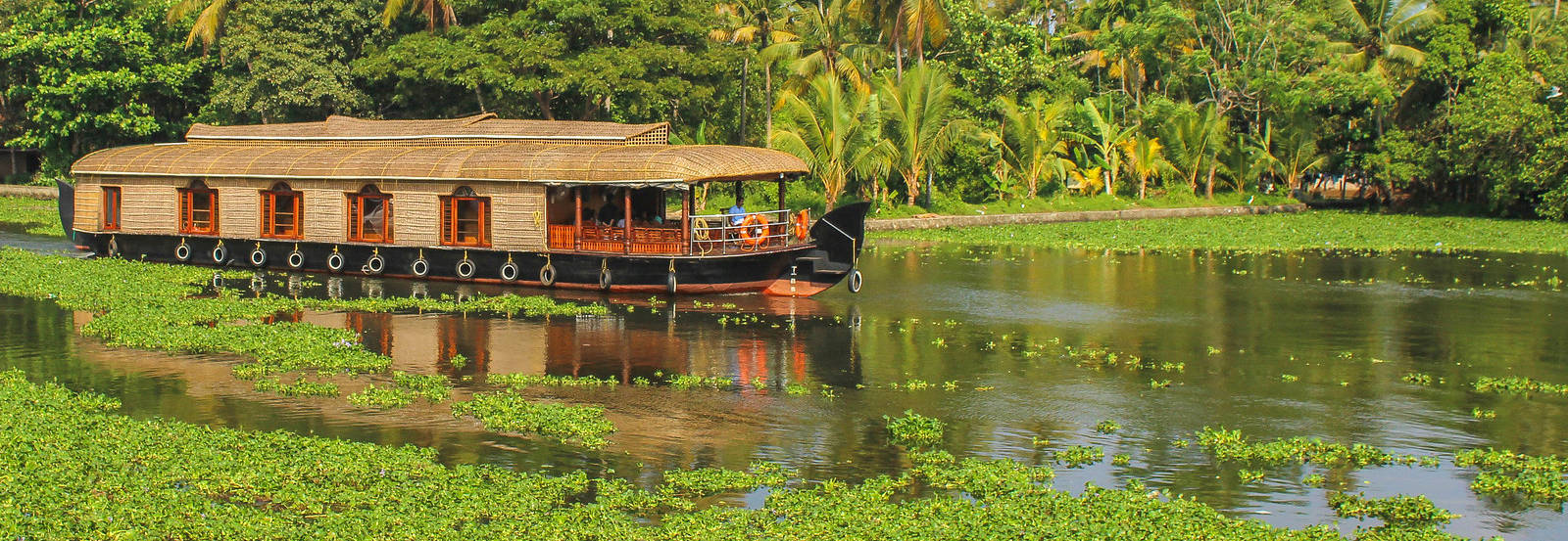 alappuzha houseboat cruises